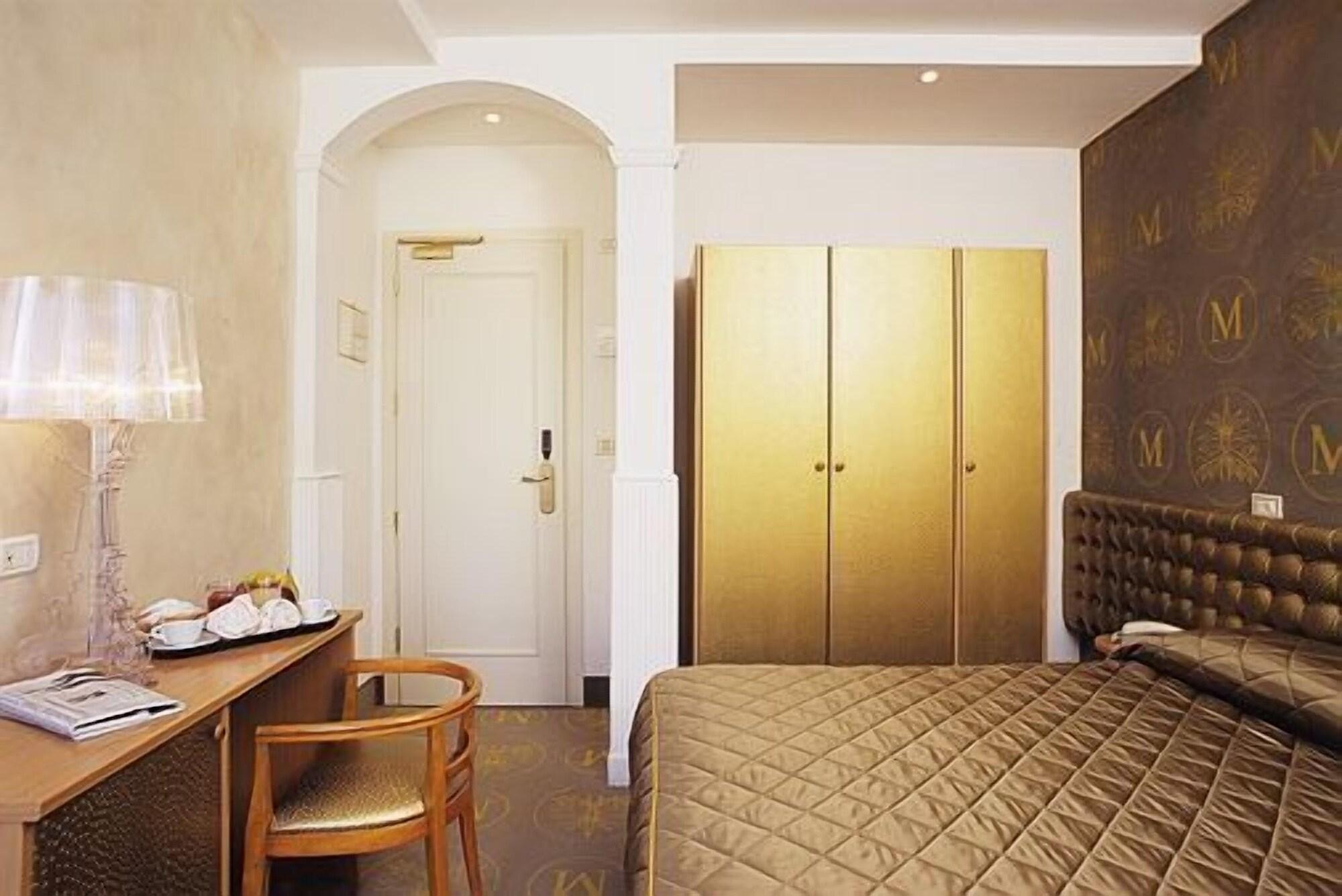 M Glamour Hotel Gabicce Mare Exterior foto
